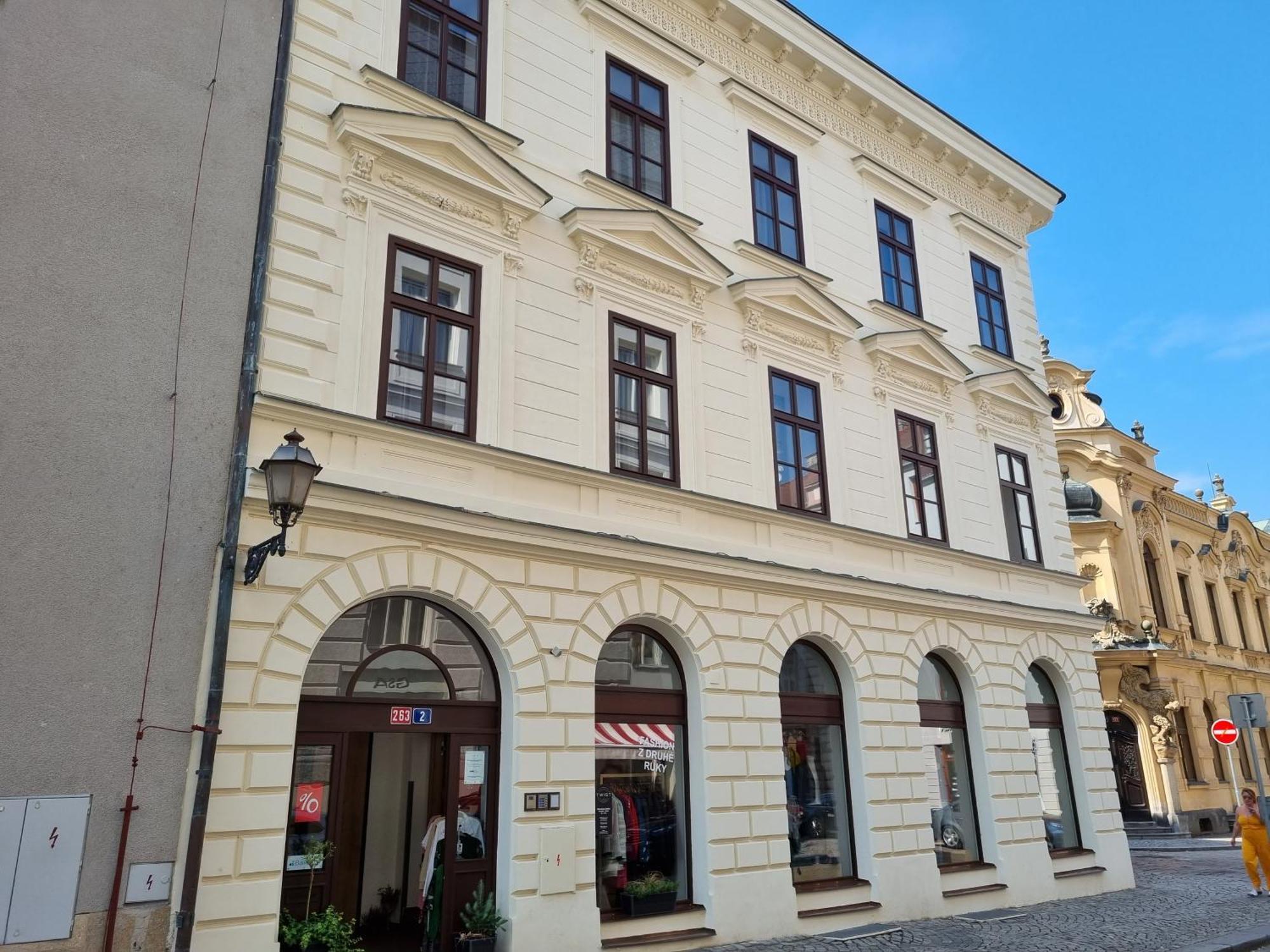Velky Byt 3+Kk Klicperova, 2 Loznice Hradec Králové Exterior foto